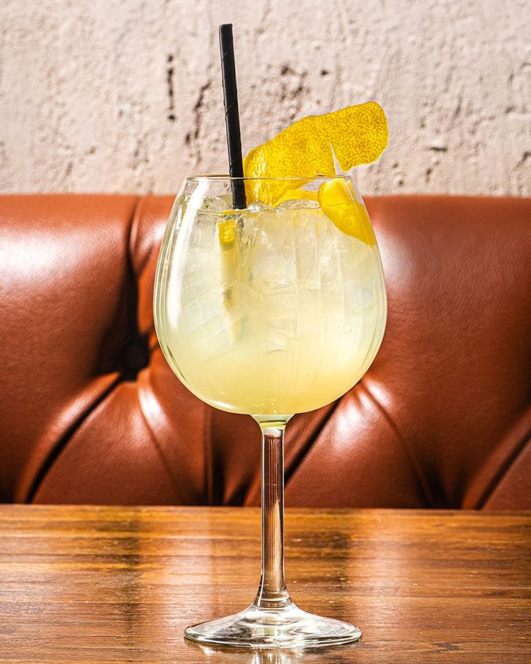 Limoncello spritz