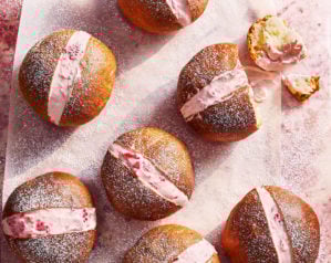 Raspberry maritozzi buns