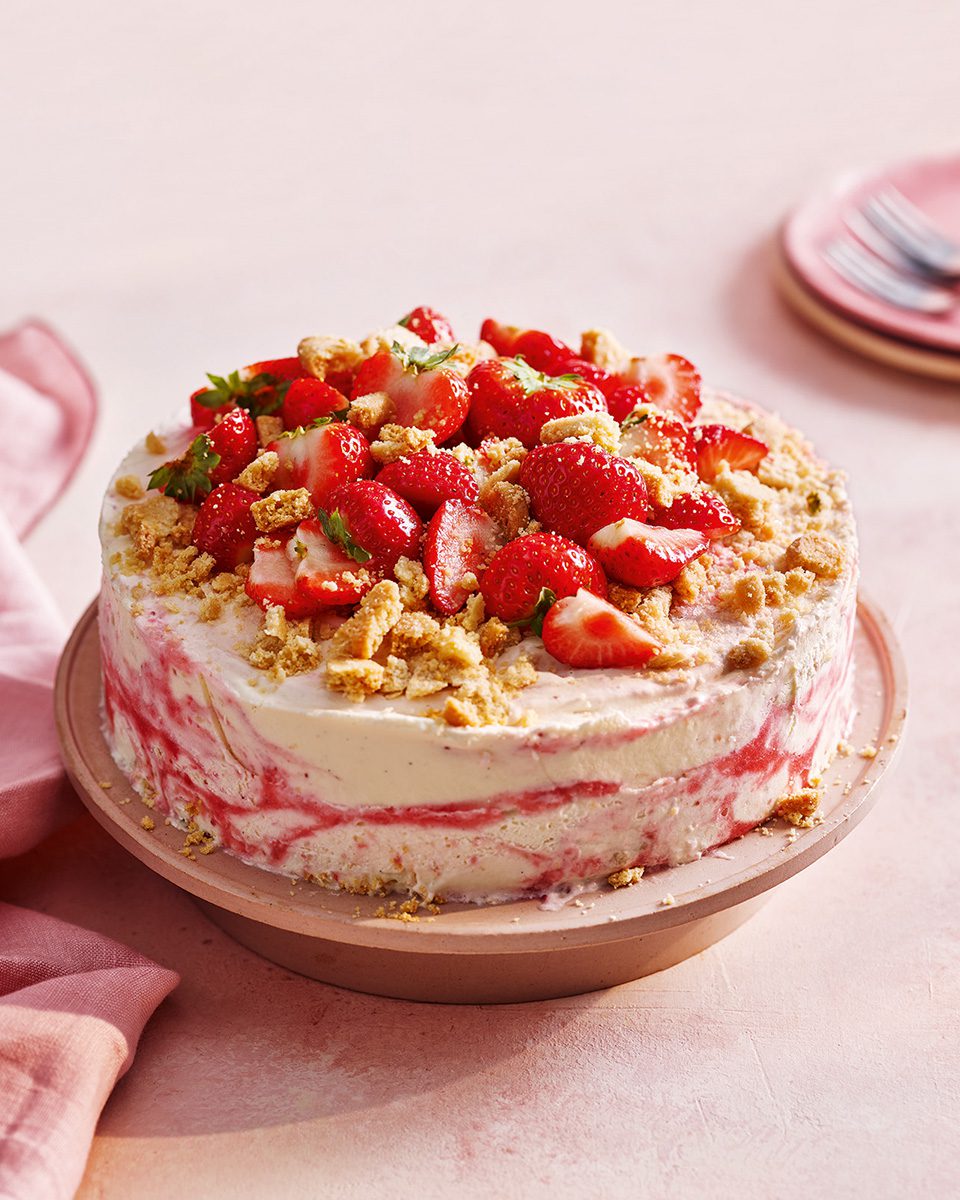 Strawberries and Cream Ice Cream Cake Recipe