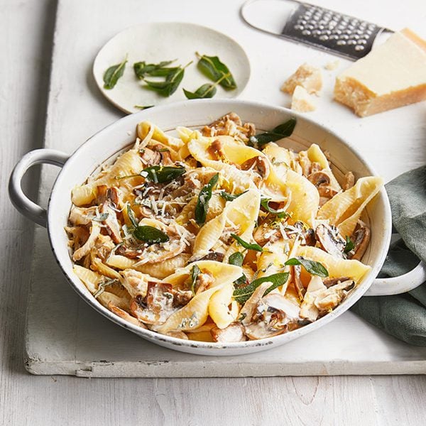 Chicken and mushroom pasta