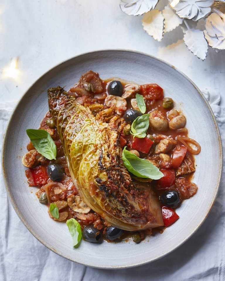 Vegan cabbage cacciatore