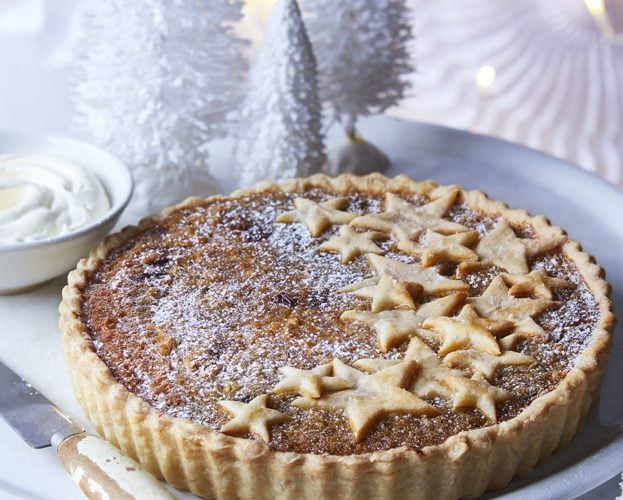 Mince pie treacle tart