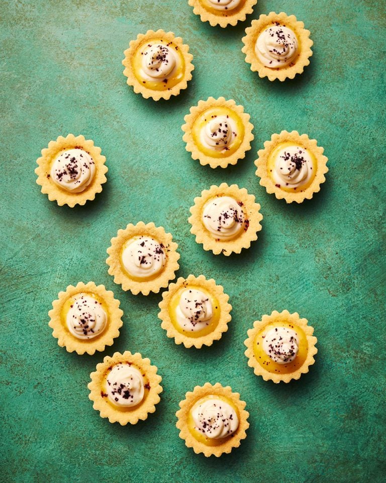 Orange curd mini tarts