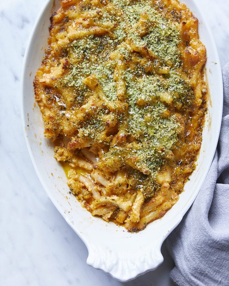 ‘Nduja mac ‘n’ cheese with basil crumb