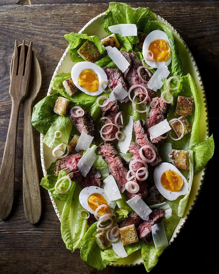 Bavette caesar salad