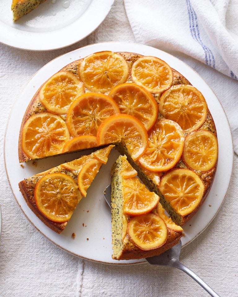 Orange and poppy seed cake