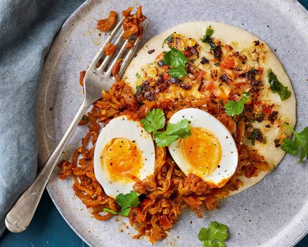 Uttapam egg roast