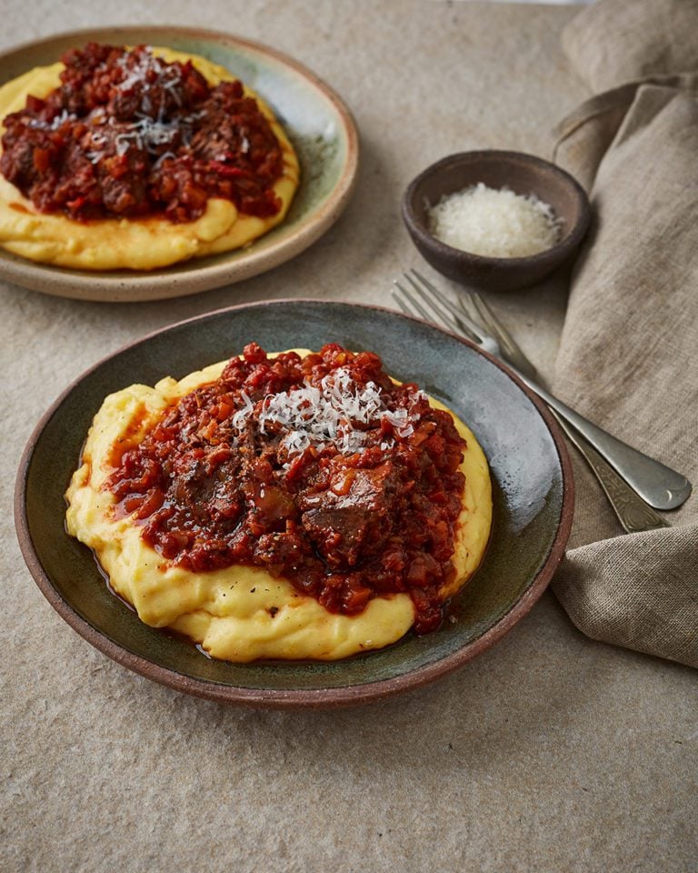 Venison and tomato ragù with polenta