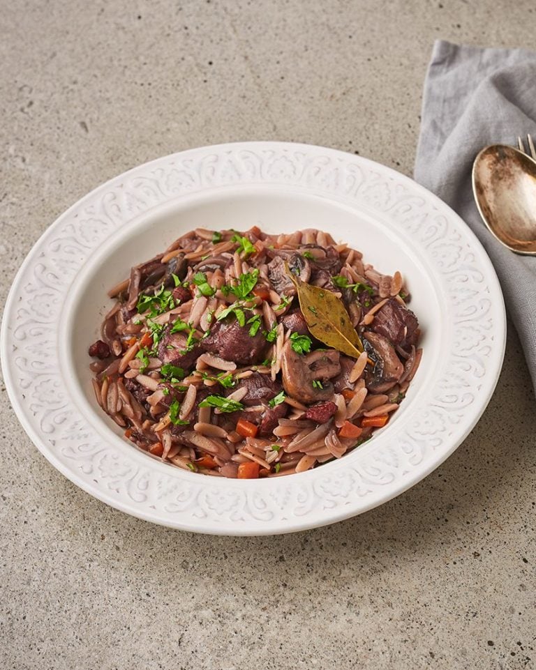 ‘Coq au vin’ orzo