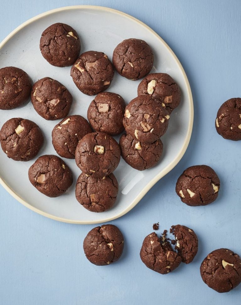 Triple chocolate rye cookies