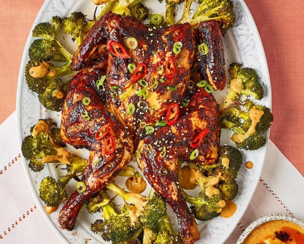 Ginger garlic chicken with broccoli and sesame chilli sauce