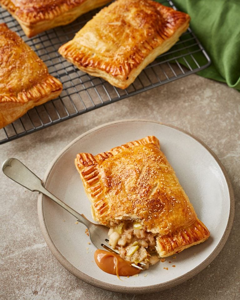 Air fryer apple turnovers