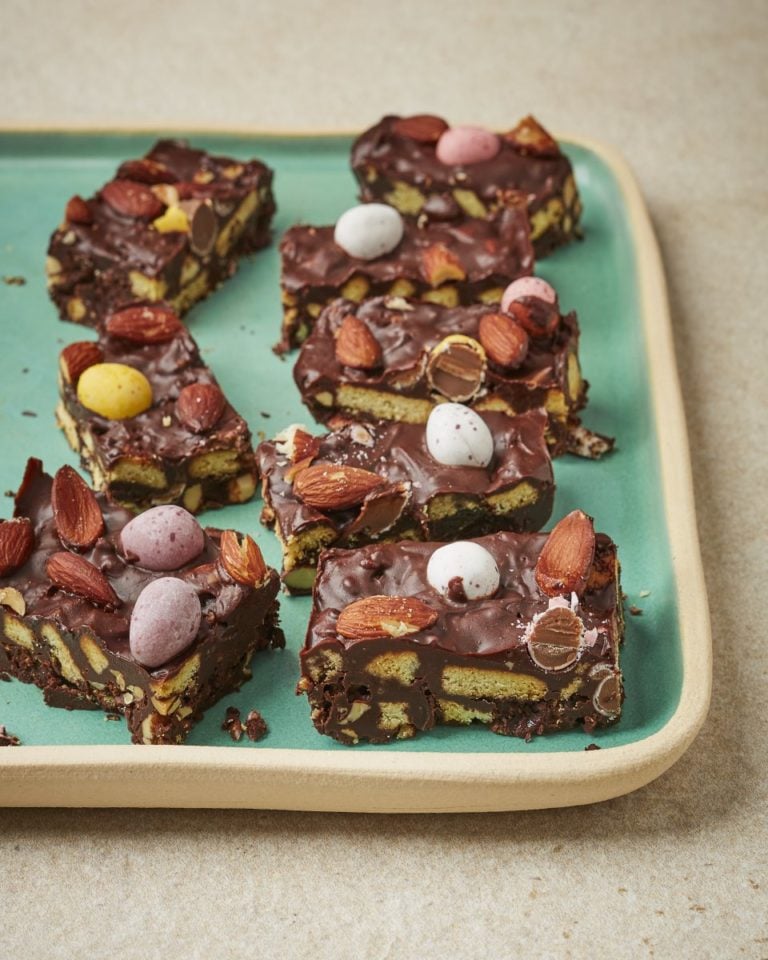 Mini Egg rocky road