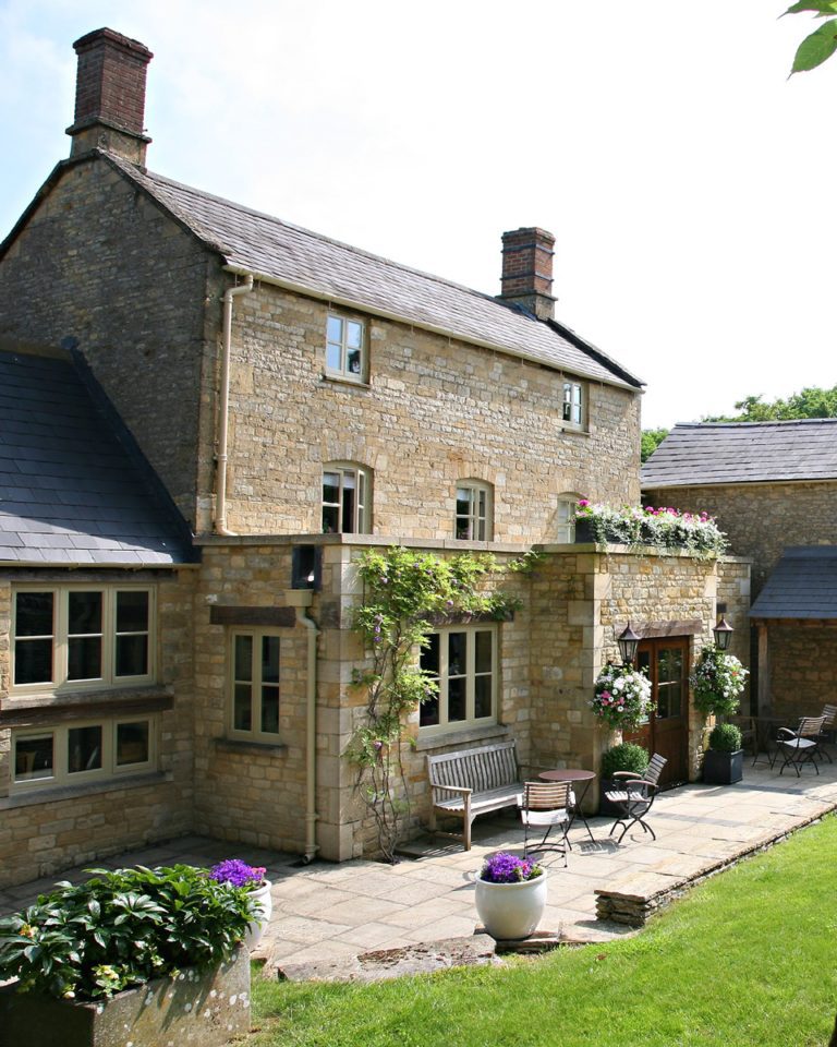 Win gourmet overnight stay in the Cotswolds, worth £1,000