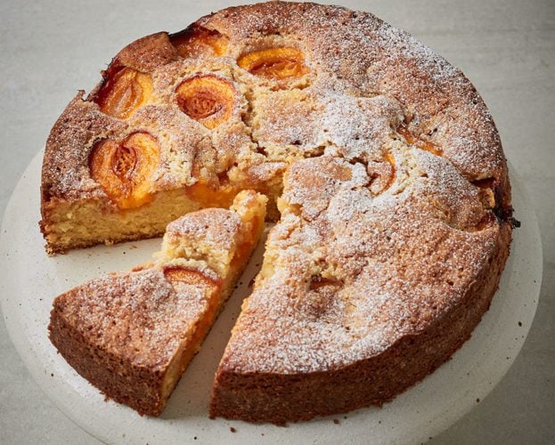 Apricot cake