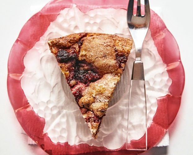 Raspberry cake
