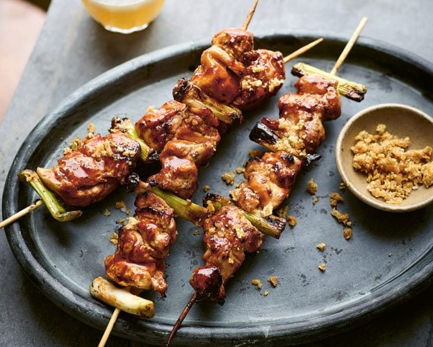 Dak kkochi (Korean chicken skewers)