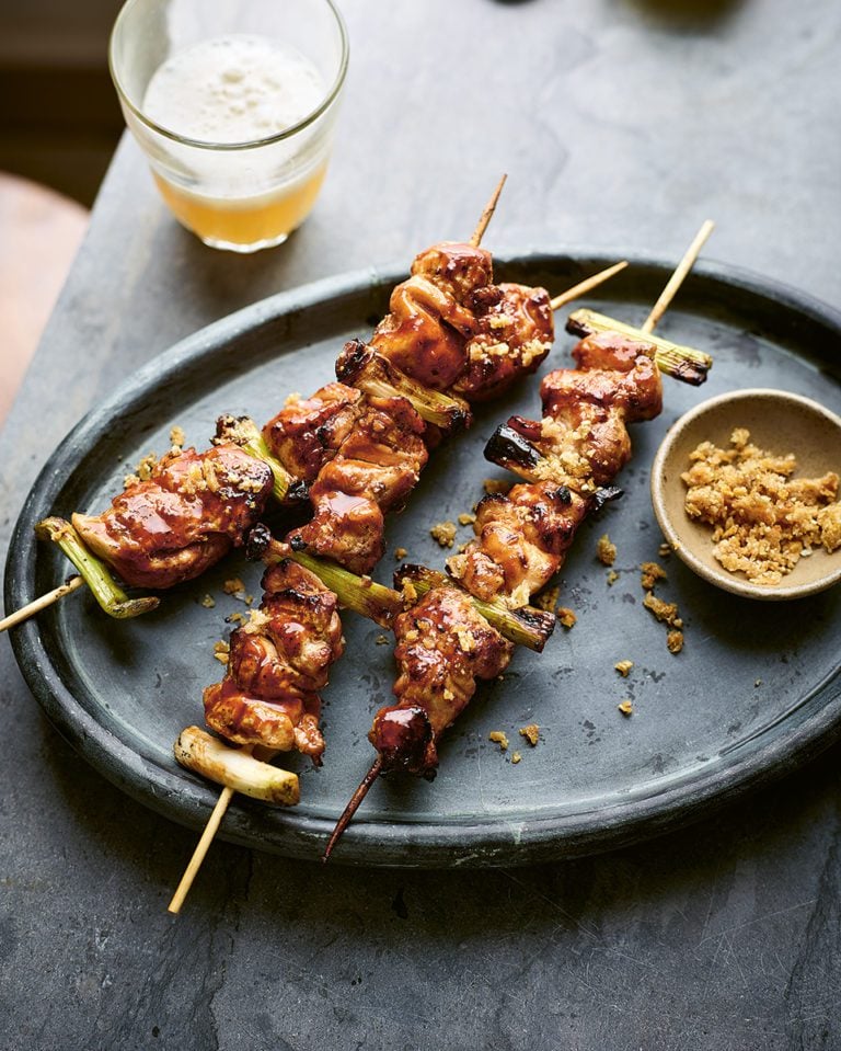 Dak kkochi (Korean chicken skewers)