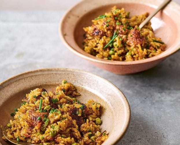 Kare sotbap (Korean curried pot rice)