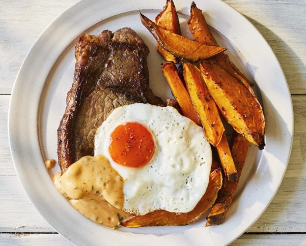 Steak, egg and sweet potato wedges with spicy bearnaise sauce