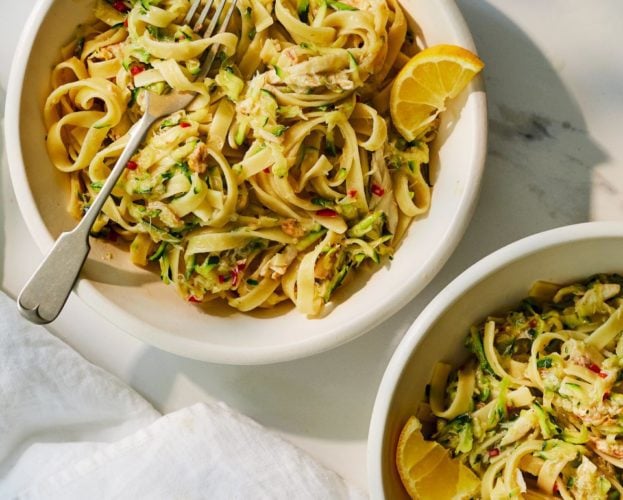 Crab and courgette pasta