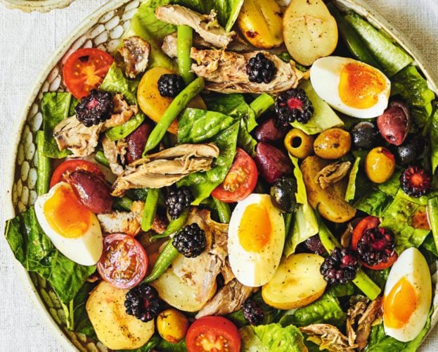 Duck niçoise salad with a blackberry dressing
