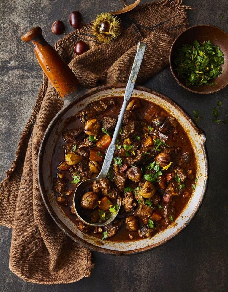 Beef stew with orange and chestnuts