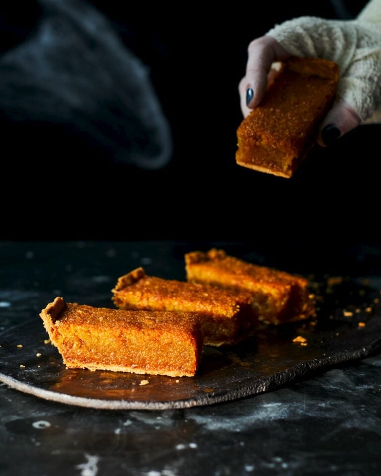 Halloween treacle tart bars