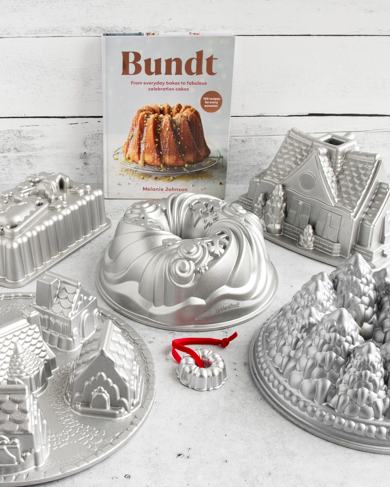 12 prizes of Christmas: WIN a huge Nordic Ware cake pan bundle
