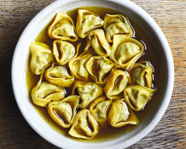 Tortellini in brodo
