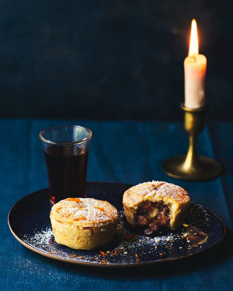 Clementine and sloe gin mince pies