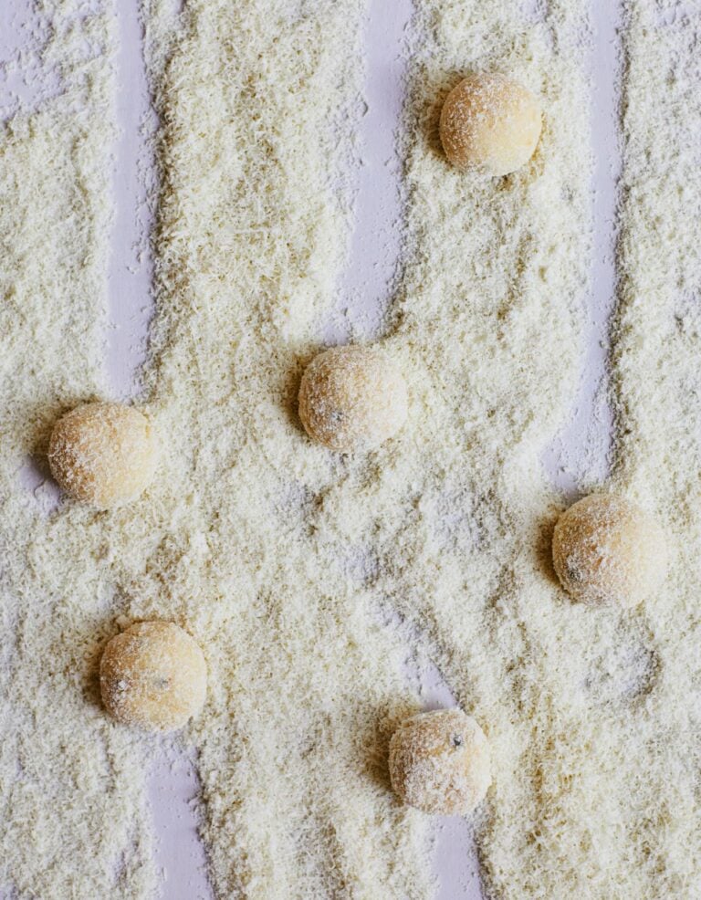 Passion fruit snowball truffles