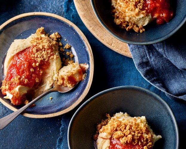 Rhubarb and custard blondies
