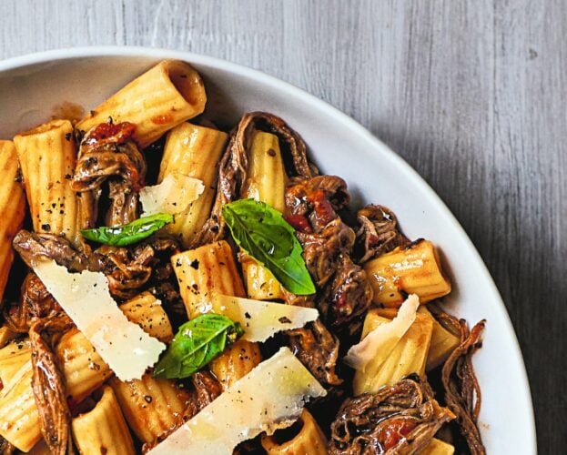 Leftover beef ragù rigatoni