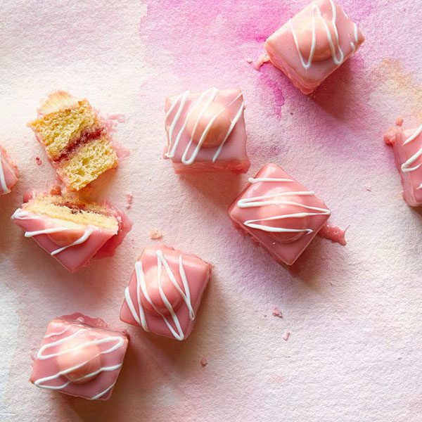 Fondant fancies