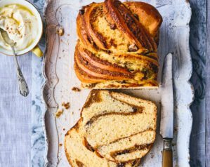 Hot cross bun banana bread loaf