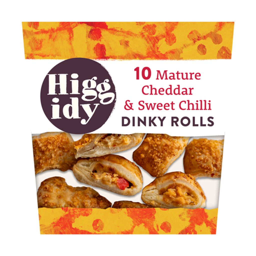 A box of Higgidy 10 Matures Cheddar and Sweet Chilli Dinky Rolls