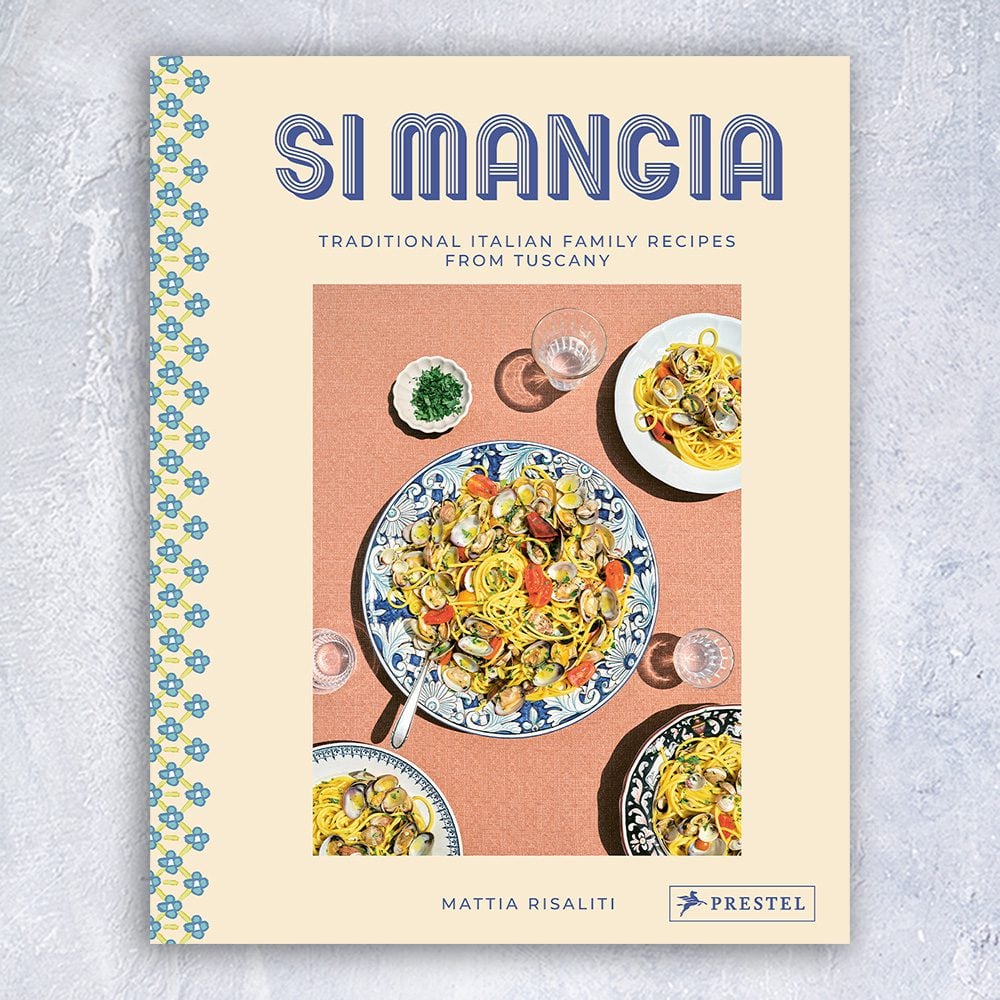 Cover of cookbook Si Mangia by Mattia Risaliti