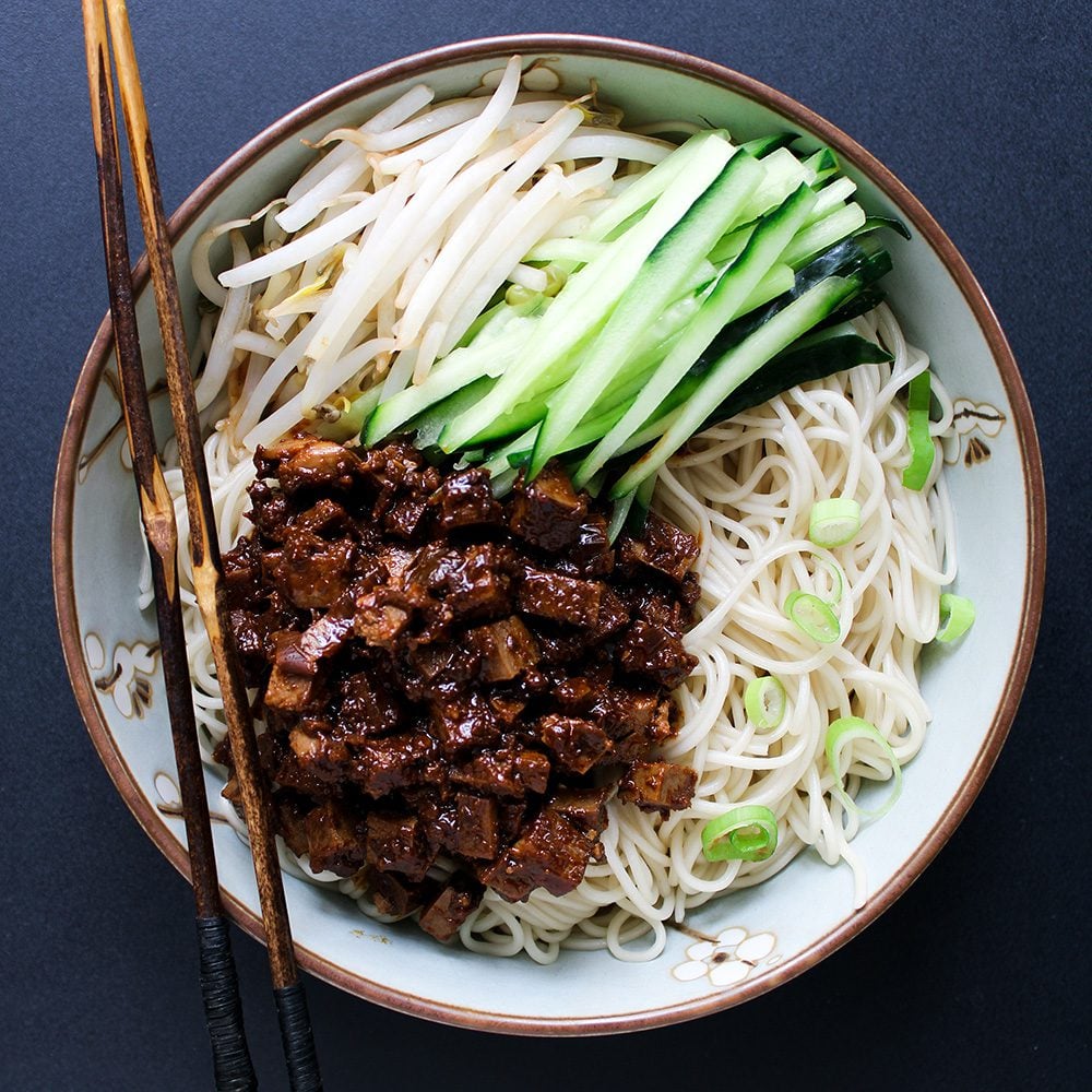 Image of zha jiang mian (fried sauce noodles) from cookbook Vegan Chinese Food by Yang Liu and Katharina Pinczolits 