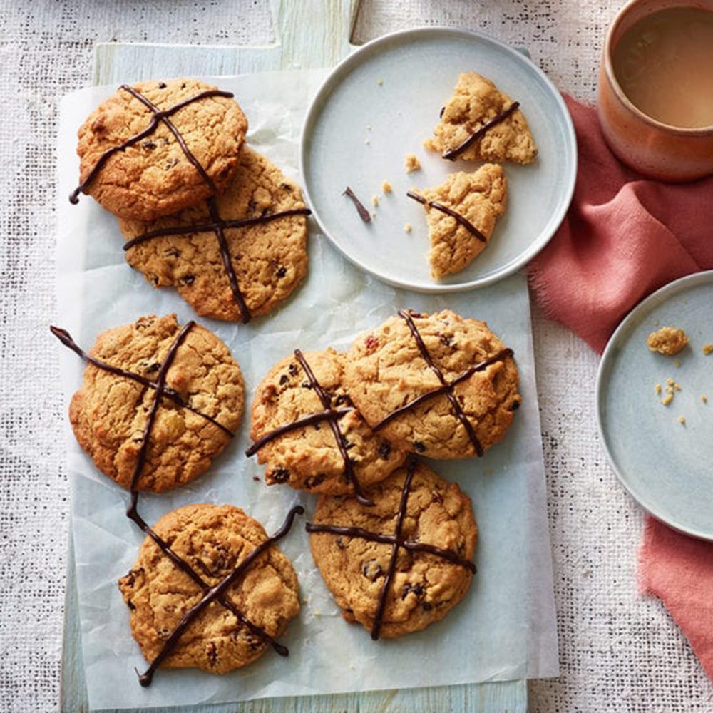 Hot cross bun cookies