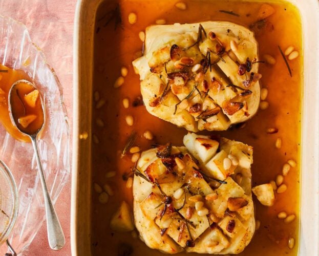 Halloumi with garlic and rosemary fermented honey