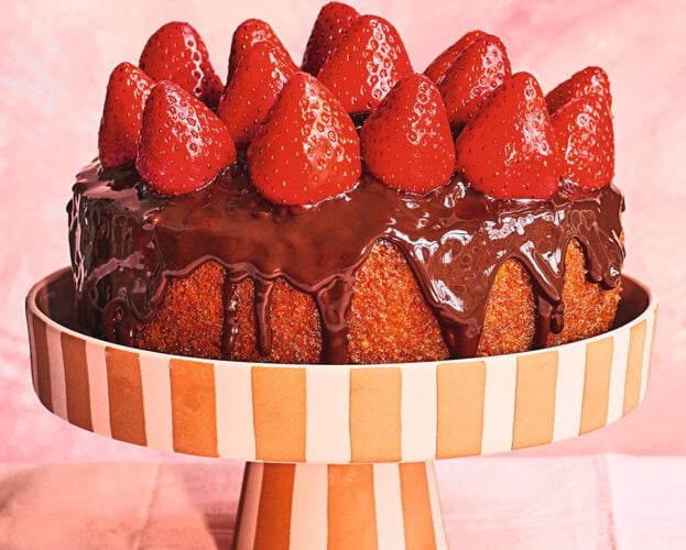 Strawberry, chocolate and lemon drizzle cake