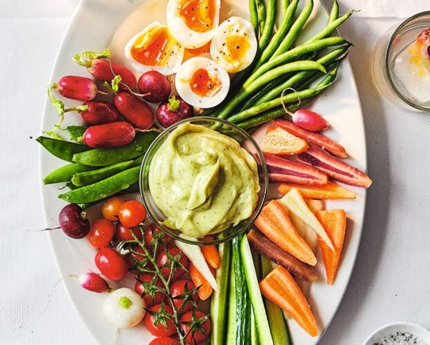 Crudités with dill mayonnaise