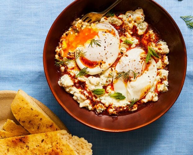 Cottage cheese Turkish-style eggs
