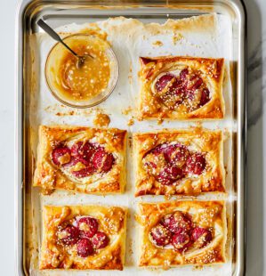 Metal, ceramic, glass, enamel: What type of bakeware is best?