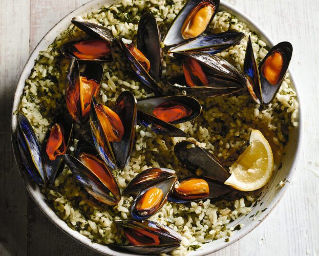Rick Stein’s arroz verde (green rice with garlic, parsley and mussels)