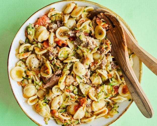Sardine and courgette pasta salad