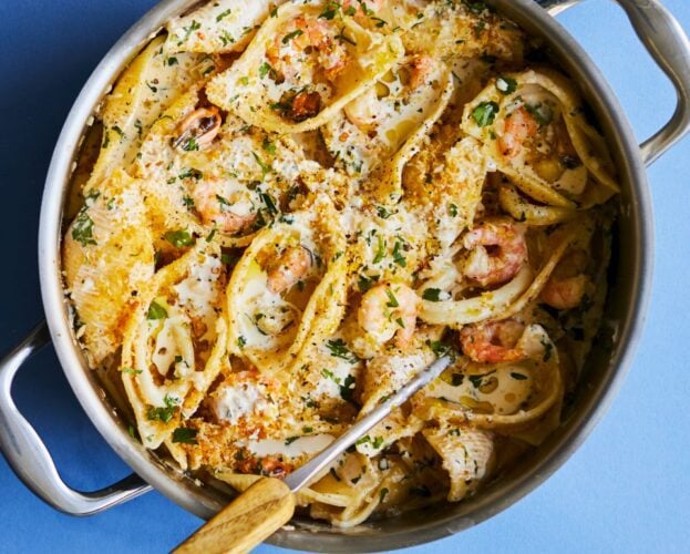 Mixed seafood conchiglioni