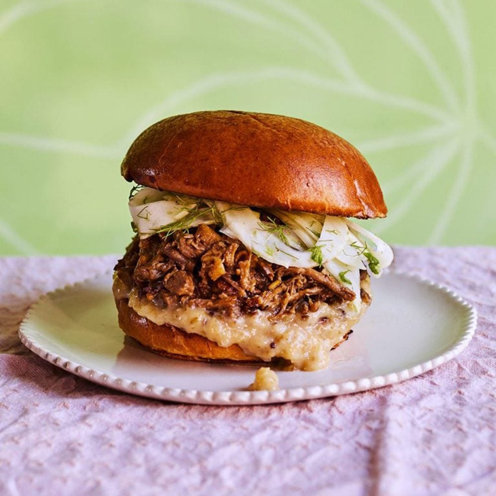 Pulled pork buns with fennel and gooseberry ketchup