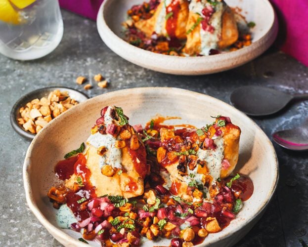 Harissa and sweetcorn samosa chaat
